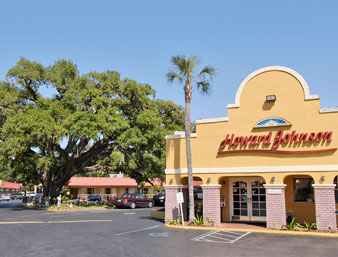 Howard Johnson Express Inn  01.[1]